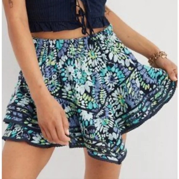 Aerie NWT Rock & Ruffle Asymmetric Ruffle Navy Floral Skort Size XS - Picture 1 of 6